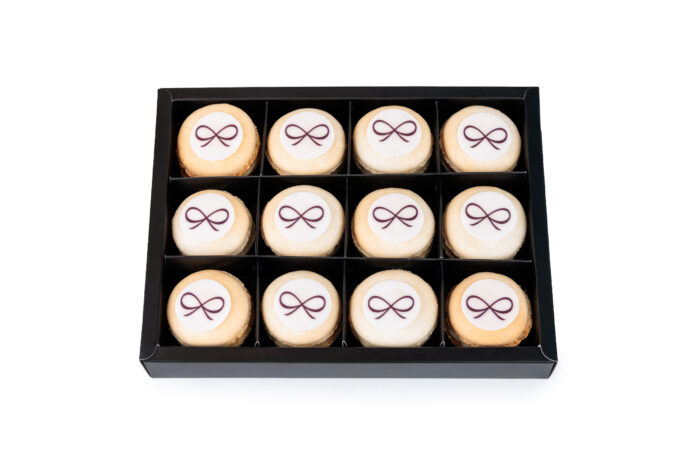 twaalf macarons (met of zonder logo)